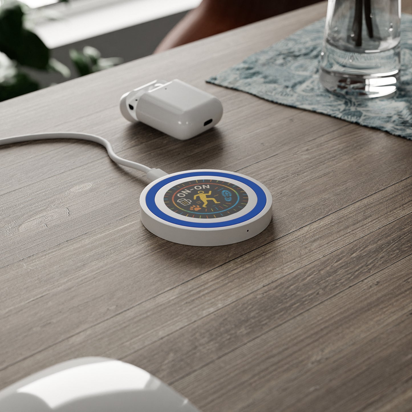 WAH3 On-On Logo Quake Wireless Charging Pad - Fun & Colorful Design for Tech Lovers